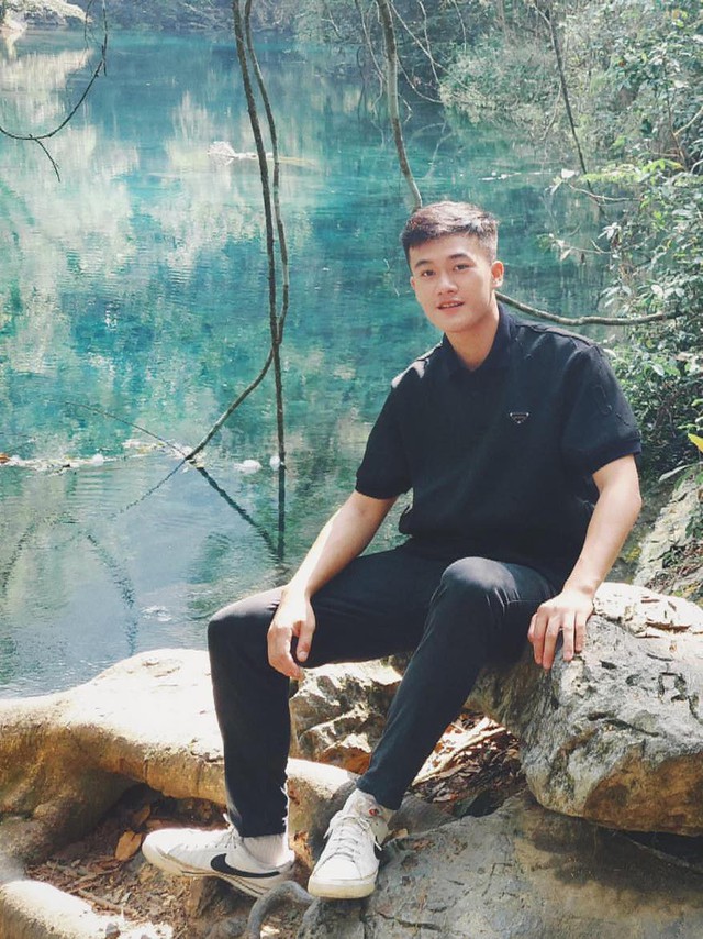 Chàng bộ đội điển trai gây sốt MXH sau lễ diễu binh: Mong tìm được bạn gái thấu hiểu công việc của mình- Ảnh 8. Chàng bộ đội điển trai gây sốt MXH sau lễ diễu binh: Mong tìm được bạn gái thấu hiểu công việc của mình- Ảnh 8.