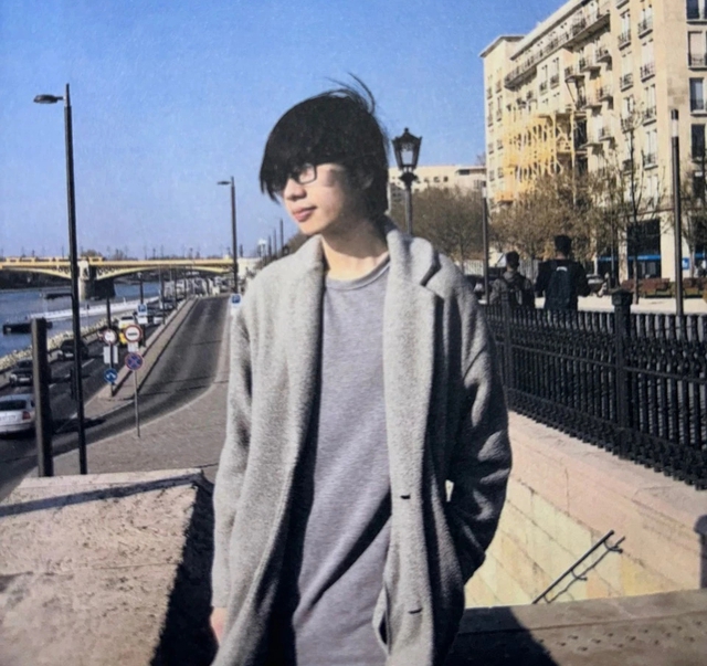 Công an truy tìm đối tượng "Hoàng" trong vụ hiếp dâm người dưới 16 tuổi- Ảnh 1. Công an truy tìm đối tượng "Hoàng" trong vụ hiếp dâm người dưới 16 tuổi- Ảnh 1.