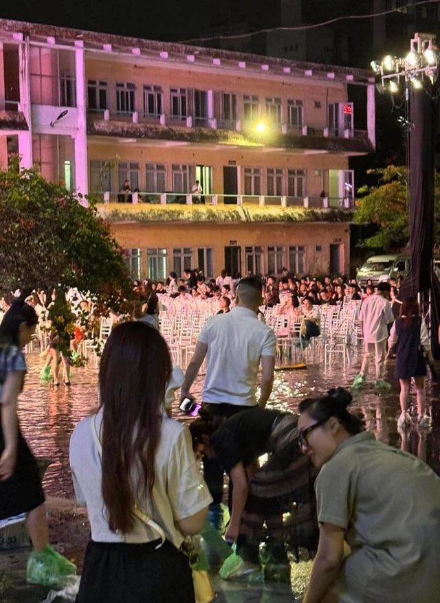 "Gặp nạn" vì vận đen đeo đuổi, Hương Tràm vẫn chứng minh được một điều ít ai làm được- Ảnh 1. "Gặp nạn" vì vận đen đeo đuổi, Hương Tràm vẫn chứng minh được một điều ít ai làm được- Ảnh 1.