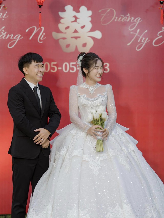 Cha mẹ đặt tên vừa lạ vừa hiếm, thanh niên 30 tuổi đi tán gái phải trình cả căn cước công dân- Ảnh 3. Cha mẹ đặt tên vừa lạ vừa hiếm, thanh niên 30 tuổi đi tán gái phải trình cả căn cước công dân- Ảnh 3.
