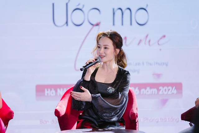 Ly hôn, vợ cũ MC Thành Trung ôm con vào Sài Gòn lập nghiệp nhưng chỉ 3 năm sau không thể đi hát- Ảnh 2. Ly hôn, vợ cũ MC Thành Trung ôm con vào Sài Gòn lập nghiệp nhưng chỉ 3 năm sau không thể đi hát- Ảnh 2.