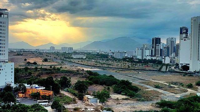 Vụ tập đoàn Phúc Sơn của Hậu 'pháo' và dự án 10000 tỷ đình đám Nha Trang: Ai đã mua đất liên hệ ngay CQĐT- Ảnh 1. Vụ tập đoàn Phúc Sơn của Hậu 'pháo' và dự án 10000 tỷ đình đám Nha Trang: Ai đã mua đất liên hệ ngay CQĐT- Ảnh 1.