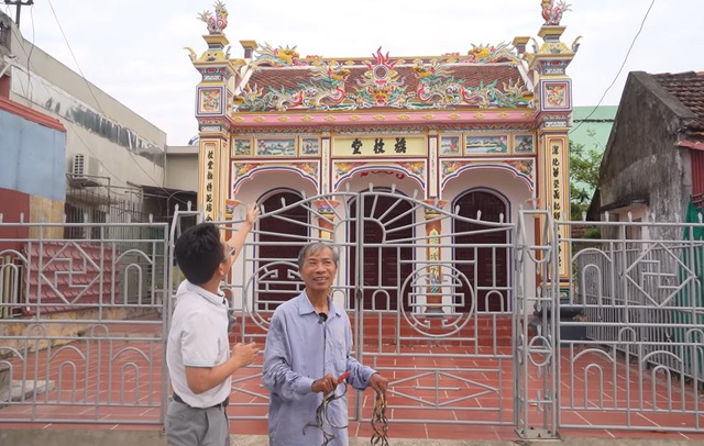 Dị nhân Nam Định móng tay dài 1m vì 33 năm không cắt, giờ muốn bán với giá 7 tỷ đồng- Ảnh 7. Dị nhân Nam Định móng tay dài 1m vì 33 năm không cắt, giờ muốn bán với giá 7 tỷ đồng- Ảnh 7.