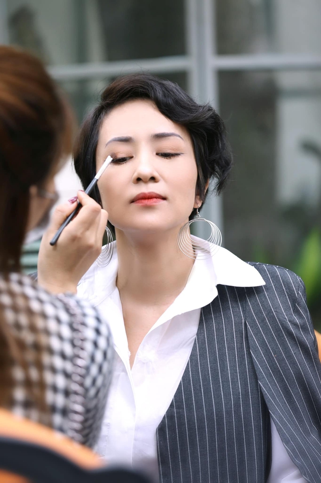 "Nữ hoàng wushu" Thúy Hiền tuổi 45: Trẻ trung, nóng bỏng và cá tính- Ảnh 5. "Nữ hoàng wushu" Thúy Hiền tuổi 45: Trẻ trung, nóng bỏng và cá tính- Ảnh 5.