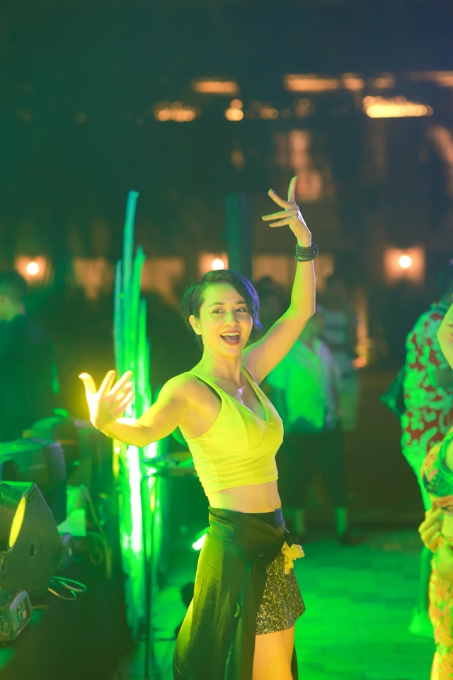 "Nữ hoàng wushu" Thúy Hiền tuổi 45: Trẻ trung, nóng bỏng và cá tính- Ảnh 6. "Nữ hoàng wushu" Thúy Hiền tuổi 45: Trẻ trung, nóng bỏng và cá tính- Ảnh 6.