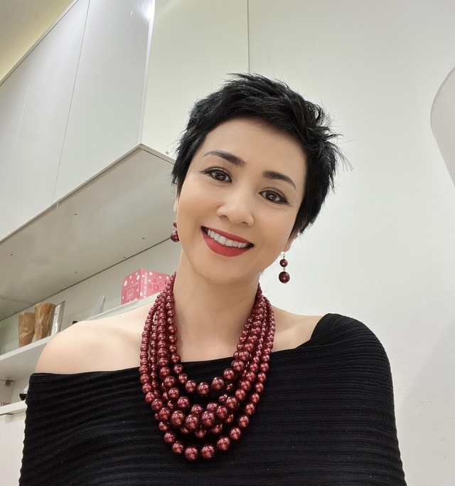 "Nữ hoàng wushu" Thúy Hiền tuổi 45: Trẻ trung, nóng bỏng và cá tính- Ảnh 4. "Nữ hoàng wushu" Thúy Hiền tuổi 45: Trẻ trung, nóng bỏng và cá tính- Ảnh 4.