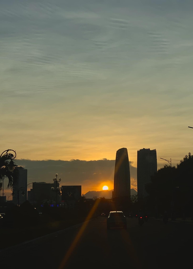 Bỏ Hà Nội vào Đà Nẵng sống vì mê biển, "đưa con đi học bằng máy bay", 2 năm sau gia đình ân hận một điều- Ảnh 13. Bỏ Hà Nội vào Đà Nẵng sống vì mê biển, "đưa con đi học bằng máy bay", 2 năm sau gia đình ân hận một điều- Ảnh 13.