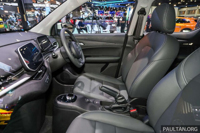 Vừa vượt qua Thái Lan, thị trường ô tô lớn thứ hai ĐNÁ xuất hiện xe VinFast VF 5 gắn biển số chính thức- Ảnh 2. Vừa vượt qua Thái Lan, thị trường ô tô lớn thứ hai ĐNÁ xuất hiện xe VinFast VF 5 gắn biển số chính thức- Ảnh 2.