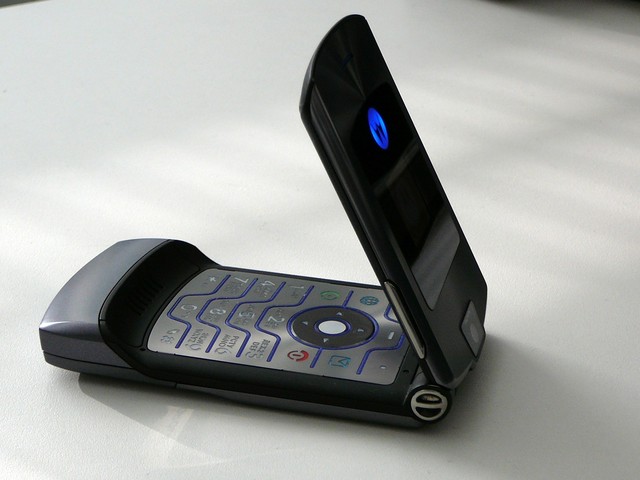Từ "cha đẻ" của điện thoại di động được cả thế giới sùng bái, Motorola đã tự kết liễu mình như thế nào?- Ảnh 2. Từ "cha đẻ" của điện thoại di động được cả thế giới sùng bái, Motorola đã tự kết liễu mình như thế nào?- Ảnh 2.