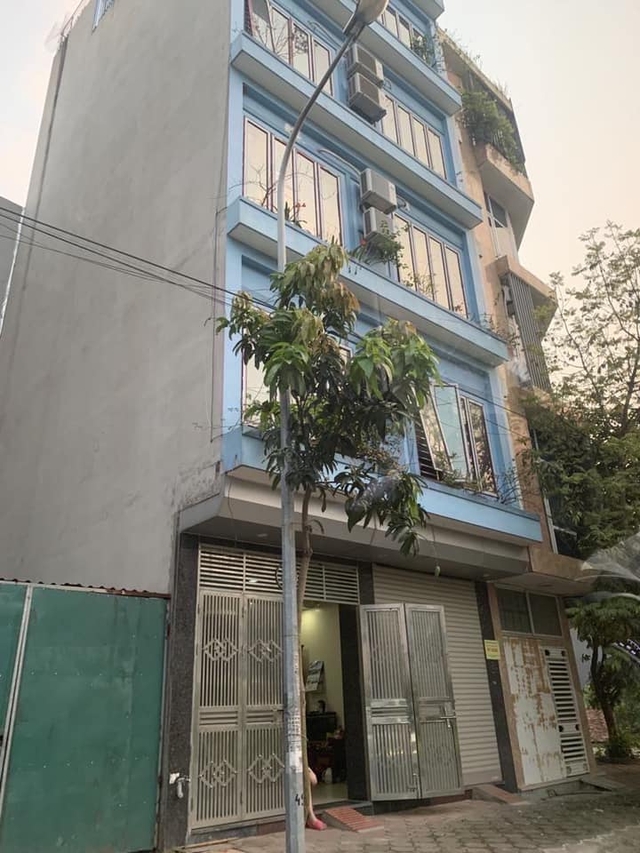 Chủ trọ ở Hà Nội nói mục đích lắp camera giấu kín trong nhà vệ sinh của sinh viên nữ- Ảnh 1. Chủ trọ ở Hà Nội nói mục đích lắp camera giấu kín trong nhà vệ sinh của sinh viên nữ- Ảnh 1.