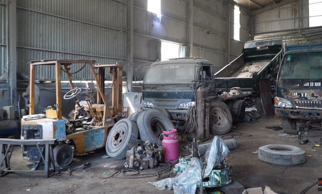 Chủ lâu đài 100 tỷ ở Nghệ An bật mí cách kiếm tiền, nhân viên tiết lộ điều bất ngờ về ông chủ- Ảnh 4. Chủ lâu đài 100 tỷ ở Nghệ An bật mí cách kiếm tiền, nhân viên tiết lộ điều bất ngờ về ông chủ- Ảnh 4.