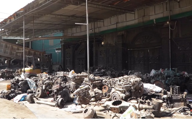 Chủ lâu đài 100 tỷ ở Nghệ An bật mí cách kiếm tiền, nhân viên tiết lộ điều bất ngờ về ông chủ- Ảnh 3. Chủ lâu đài 100 tỷ ở Nghệ An bật mí cách kiếm tiền, nhân viên tiết lộ điều bất ngờ về ông chủ- Ảnh 3.