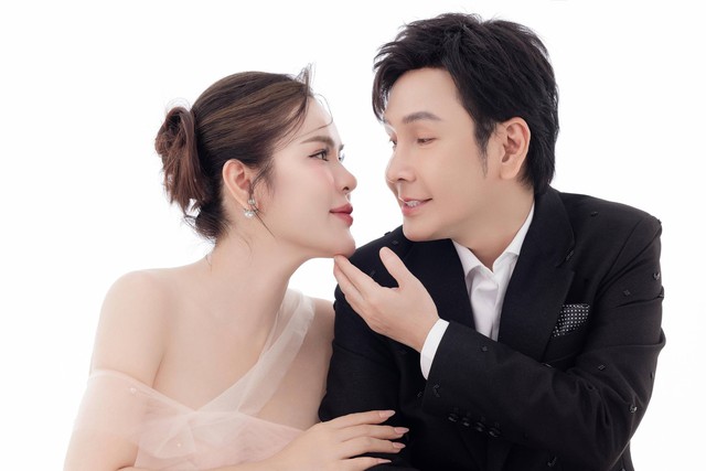Loạt ảnh "tình bể hình" của NSƯT Vũ Luân ở tuổi 52 với bạn gái là hoa hậu- Ảnh 11. Loạt ảnh "tình bể hình" của NSƯT Vũ Luân ở tuổi 52 với bạn gái là hoa hậu- Ảnh 11.