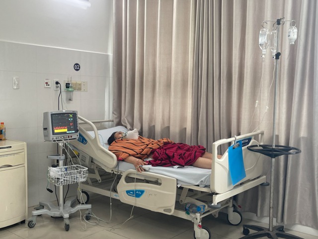 Nữ tài xế ở Vũng Tàu nhậu cùng bạn trai trước khi tông liên hoàn khiến 2 người tử vong- Ảnh 3. Nữ tài xế ở Vũng Tàu nhậu cùng bạn trai trước khi tông liên hoàn khiến 2 người tử vong- Ảnh 3.