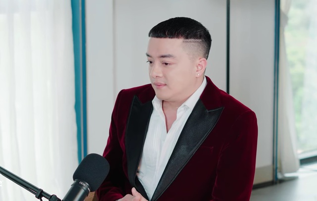 Cao Thái Sơn nói gì khi bị Nathan Lee mua độc quyền nhiều hit cũ?- Ảnh 1. Cao Thái Sơn nói gì khi bị Nathan Lee mua độc quyền nhiều hit cũ?- Ảnh 1.