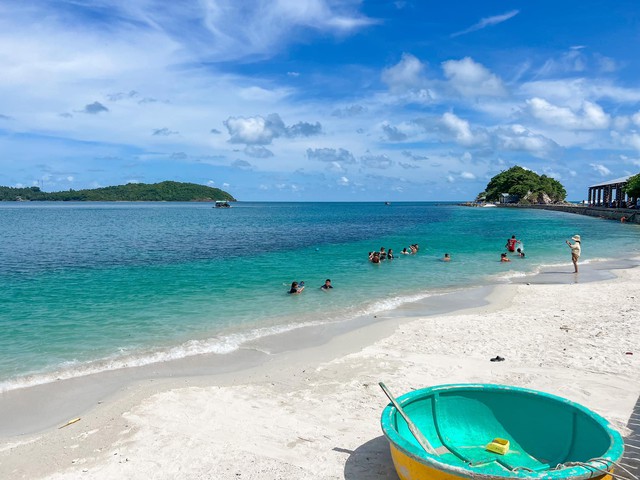 Quần đảo hoang sơ được du khách ví như "Maldives thu nhỏ", sở hữu vị trí đặc biệt, gần đảo ngọc nổi tiếng- Ảnh 1.