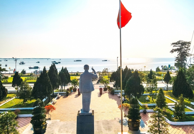 Bãi biển tên độc lạ ở nơi được mệnh danh là "đảo thiên đường của miền Bắc": Nhiều người chưa nghe bao giờ- Ảnh 11. Bãi biển tên độc lạ ở nơi được mệnh danh là "đảo thiên đường của miền Bắc": Nhiều người chưa nghe bao giờ- Ảnh 11.