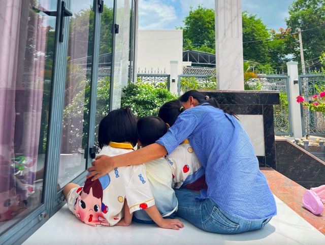 Vụ con dâu bị nhà chồng cũ bạo hành: 4 chị em trí thức bỏ việc, ly hôn để theo tà đạo, cúng bái sáng đêm- Ảnh 5. Vụ con dâu bị nhà chồng cũ bạo hành: 4 chị em trí thức bỏ việc, ly hôn để theo tà đạo, cúng bái sáng đêm- Ảnh 5.
