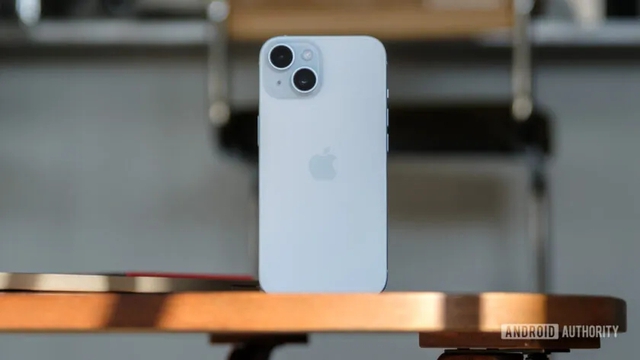 6 thế hệ, Samsung vẫn chưa làm được điện thoại màn hình gập hoàn hảo: Apple đã đúng khi chỉ "ngồi nhìn"?- Ảnh 3. 6 thế hệ, Samsung vẫn chưa làm được điện thoại màn hình gập hoàn hảo: Apple đã đúng khi chỉ "ngồi nhìn"?- Ảnh 3.