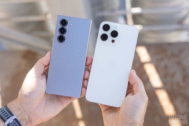 Hội tụ mọi tinh hoa của Samsung, Galaxy Z Fold 6 hiện nay thậm chí còn đáng mua hơn cả iPhone 15 Pro Max?- Ảnh 3. Hội tụ mọi tinh hoa của Samsung, Galaxy Z Fold 6 hiện nay thậm chí còn đáng mua hơn cả iPhone 15 Pro Max?- Ảnh 3.