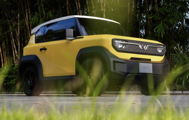 VinFast VF 3 liên tục xuất hiện trên đường cận ngày bàn giao, 1 chi tiết đổi khác khiến CĐM vui mừng- Ảnh 1. VinFast VF 3 liên tục xuất hiện trên đường cận ngày bàn giao, 1 chi tiết đổi khác khiến CĐM vui mừng- Ảnh 1.