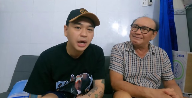 Con trai Duy Phương: "Tôi không được mời show thì không có tiền cho cha"- Ảnh 1. Con trai Duy Phương: "Tôi không được mời show thì không có tiền cho cha"- Ảnh 1.