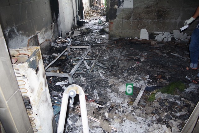 3 người tử vong trong phòng ngủ, nghi là vụ án mạng kinh hoàng- Ảnh 2. 3 người tử vong trong phòng ngủ, nghi là vụ án mạng kinh hoàng- Ảnh 2.