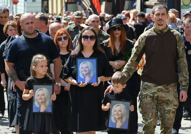 Nổ súng rúng động Ukraine, cựu nghị sĩ bài Nga bị bắn chết: Kiev hành động khẩn, ông Zelensky ra tuyên bố- Ảnh 3. Nổ súng rúng động Ukraine, cựu nghị sĩ bài Nga bị bắn chết: Kiev hành động khẩn, ông Zelensky ra tuyên bố- Ảnh 3.