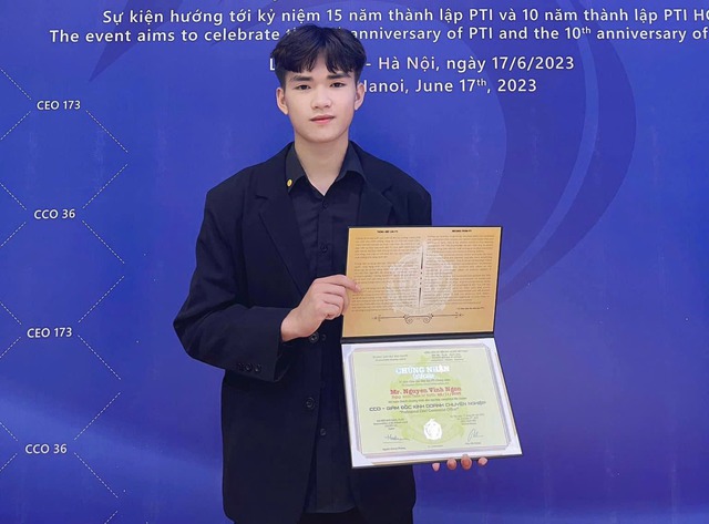 Cậu cả nhà "đại gia đồng nát" Nghệ An: Điển trai, 21 tuổi đang quản lý doanh nghiệp của gia đình- Ảnh 3. Cậu cả nhà "đại gia đồng nát" Nghệ An: Điển trai, 21 tuổi đang quản lý doanh nghiệp của gia đình- Ảnh 3.