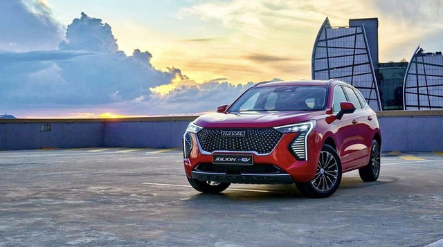 4 mẫu xe về Việt Nam ngay trong tháng 8: Mẫu rẻ nhất phân khúc sedan hạng D, giá chỉ hơn 700 triệu đồng- Ảnh 2. 4 mẫu xe về Việt Nam ngay trong tháng 8: Mẫu rẻ nhất phân khúc sedan hạng D, giá chỉ hơn 700 triệu đồng- Ảnh 2.