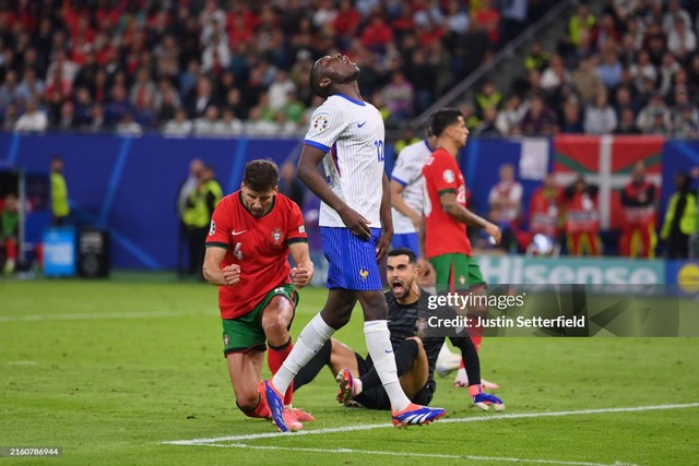 Ronaldo chạm cột mốc tệ nhất sự nghiệp, Bồ Đào Nha thất bại đau đớn trước Pháp trên chấm 11m- Ảnh 6.