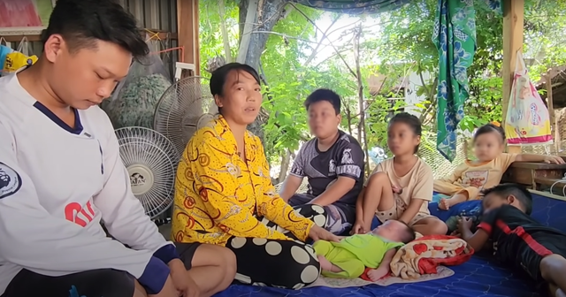 Trai trẻ 20 tuổi phải lòng góa phụ U40, có tới 4 con riêng, về ở chung "khóc cạn nước mắt"- Ảnh 1. Trai trẻ 20 tuổi phải lòng góa phụ U40, có tới 4 con riêng, về ở chung "khóc cạn nước mắt"- Ảnh 1.