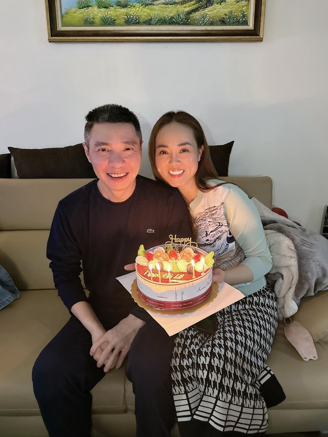Nam NSND lấy vợ được 6 tháng thì bị đột quỵ: Vợ làm đủ việc, sốt 39 độ vẫn cố kiếm tiền lo cho chồng- Ảnh 3. Nam NSND lấy vợ được 6 tháng thì bị đột quỵ: Vợ làm đủ việc, sốt 39 độ vẫn cố kiếm tiền lo cho chồng- Ảnh 3.