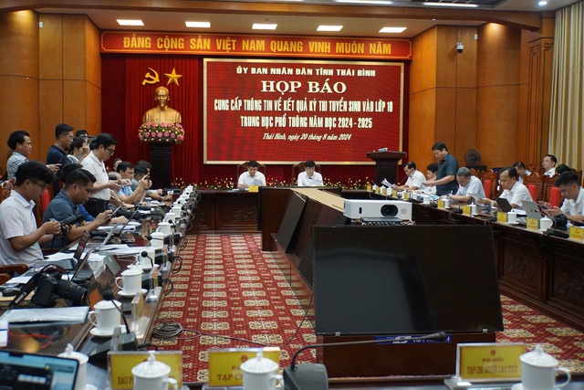 Con đã đỗ thành trượt vì sai sót điểm thi ở Thái Bình - Ảnh 3. Con đã đỗ thành trượt vì sai sót điểm thi ở Thái Bình - Ảnh 3.