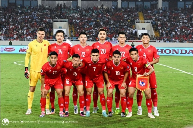 Cựu danh thủ Nga: “Thà đá với tuyển Việt Nam và Thái Lan còn hơn là ngồi không!” - Ảnh 2.