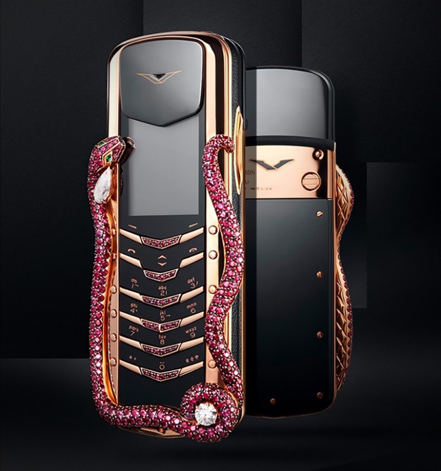 Bi hài người dùng Trung Quốc tố Vertu làm điện thoại “ruột đểu, vỏ xịn” rồi bán giá cao gấp 10 lần- Ảnh 2. Bi hài người dùng Trung Quốc tố Vertu làm điện thoại “ruột đểu, vỏ xịn” rồi bán giá cao gấp 10 lần- Ảnh 2.