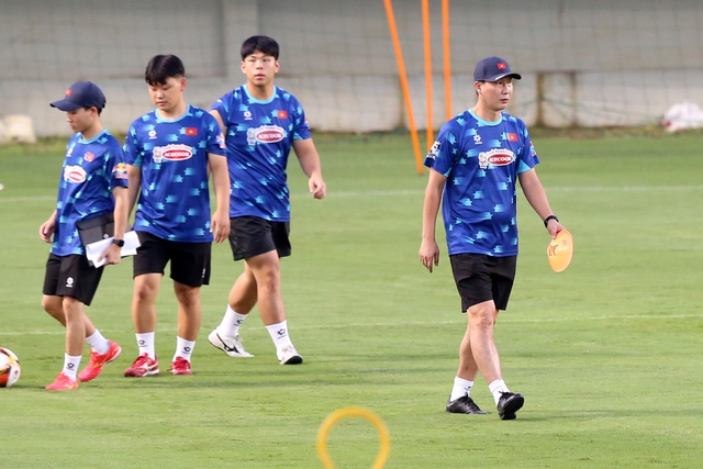 Trò cưng thầy Park gặp vận xui, nguy cơ thêm một lần lỡ hẹn với tuyển Việt Nam và HLV Kim Sang-sik- Ảnh 3. Trò cưng thầy Park gặp vận xui, nguy cơ thêm một lần lỡ hẹn với tuyển Việt Nam và HLV Kim Sang-sik- Ảnh 3.