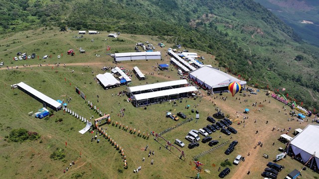 Phát hiện cao nguyên cảnh như nước ngoài, khí hậu có đủ 4 mùa trong ngày, cách thành phố hơn 100km- Ảnh 10. Phát hiện cao nguyên cảnh như nước ngoài, khí hậu có đủ 4 mùa trong ngày, cách thành phố hơn 100km- Ảnh 10.