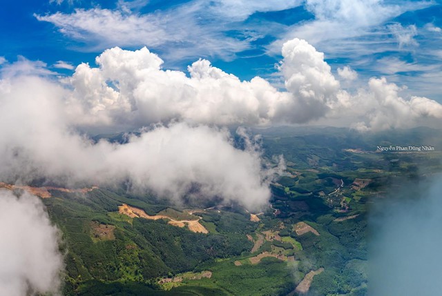 Phát hiện cao nguyên cảnh như nước ngoài, khí hậu có đủ 4 mùa trong ngày, cách thành phố hơn 100km- Ảnh 1. Phát hiện cao nguyên cảnh như nước ngoài, khí hậu có đủ 4 mùa trong ngày, cách thành phố hơn 100km- Ảnh 1.
