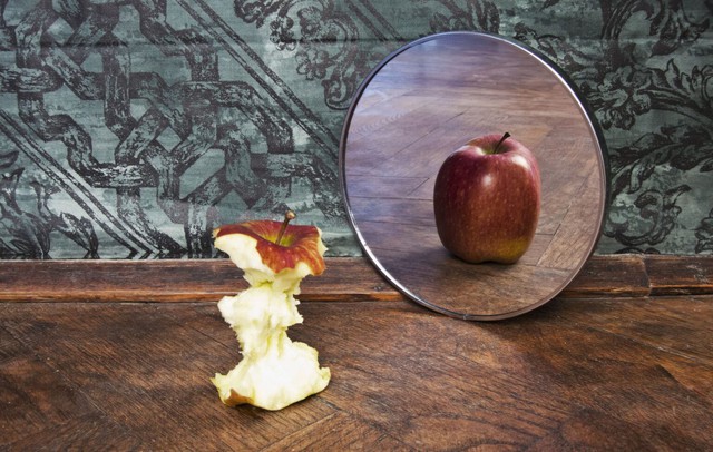 CEO của nhà bán lẻ sách trực tuyến lớn nhất Trung Quốc: Kẻ trí đích thực là những người rất giỏi sống chung với “bệnh tật” - Ảnh 2. CEO của nhà bán lẻ sách trực tuyến lớn nhất Trung Quốc: Kẻ trí đích thực là những người rất giỏi sống chung với “bệnh tật” - Ảnh 2.