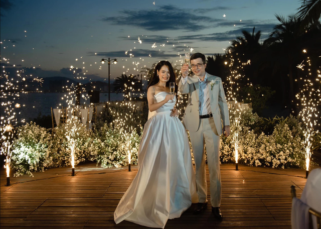 Giải mã thỏi nam châm của Shark Tank Việt Nam Lê Hàn Tuệ Lâm: Nữ "cá mập" vươn lên từ đáy đại dương, làm được 1 điều cực kỳ hiếm có - Ảnh 3. Giải mã thỏi nam châm của Shark Tank Việt Nam Lê Hàn Tuệ Lâm: Nữ "cá mập" vươn lên từ đáy đại dương, làm được 1 điều cực kỳ hiếm có - Ảnh 3.