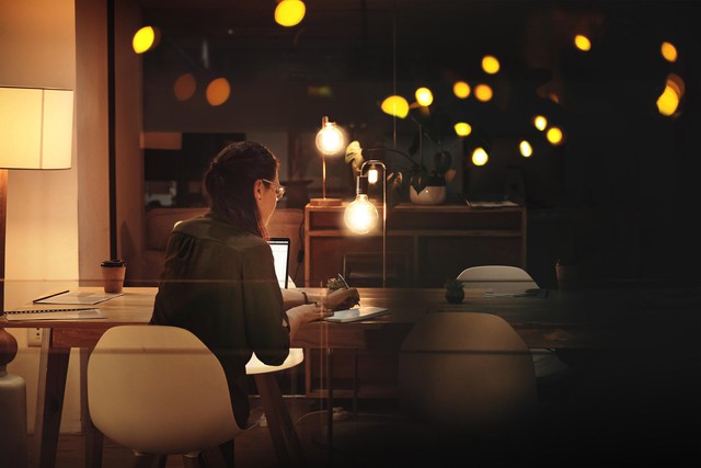 Chỉ vì câu hỏi mà tôi 'block' người bạn quen đã 20 năm: Cuộc trò chuyện hé lộ quy luật bất thành văn của thế giới người lớn - Ảnh 1. Chỉ vì câu hỏi mà tôi 'block' người bạn quen đã 20 năm: Cuộc trò chuyện hé lộ quy luật bất thành văn của thế giới người lớn - Ảnh 1.