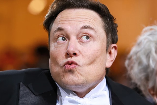 Những lần có 'biểu hiện lạ' của Elon Musk: Buổi họp nói lắp bắp suốt 15 phút, nhiều lúc chuyển sang 'chế độ quỷ' khiến tất cả sợ hãi - Ảnh 2. Những lần có 'biểu hiện lạ' của Elon Musk: Buổi họp nói lắp bắp suốt 15 phút, nhiều lúc chuyển sang 'chế độ quỷ' khiến tất cả sợ hãi - Ảnh 2.