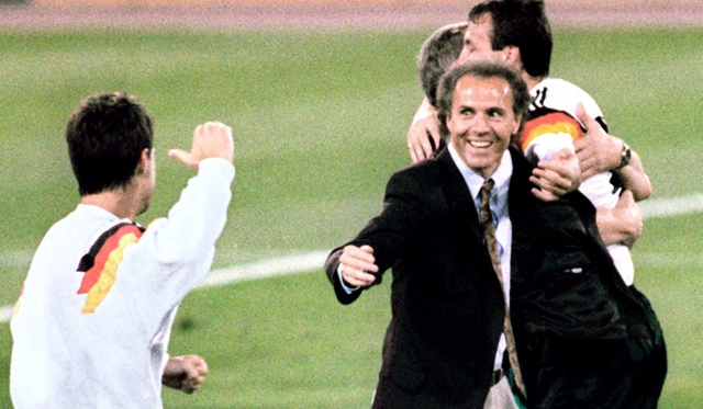 10 bức ảnh hiếm về cuộc đời của &quot;hoàng đế&quot; bóng đá Franz Beckenbauer - Ảnh 10.