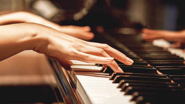 Ngày tàn của ngành bán đàn piano: Giảm giá mạnh nhất 10 năm nhưng chẳng ai thèm mua, từ biểu tượng của giới thượng lưu thành trò xa xỉ phí thời gian và tốn tiền - Ảnh 3. Ngày tàn của ngành bán đàn piano: Giảm giá mạnh nhất 10 năm nhưng chẳng ai thèm mua, từ biểu tượng của giới thượng lưu thành trò xa xỉ phí thời gian và tốn tiền - Ảnh 3.