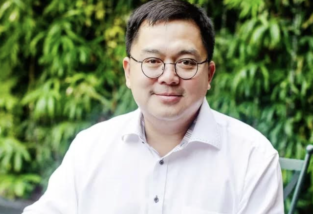 'Gia trưởng' như cha của ông Hoàng Nam Tiến: Tỏ lòng với vợ qua thư bằng một câu, phái mạnh nên học hỏi! - Ảnh 1. 'Gia trưởng' như cha của ông Hoàng Nam Tiến: Tỏ lòng với vợ qua thư bằng một câu, phái mạnh nên học hỏi! - Ảnh 1.