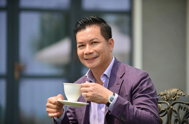 Đặc điểm chung giữa Nguyễn Hà Đông - &quot;cha đẻ&quot; Flappy Bird, Shark Hưng, Chủ tịch FPT Telecom Hoàng Việt Anh cùng hàng loạt CEO lừng danh của Việt Nam: Cha mẹ muốn con cái thành tài đừng bỏ qua! - Ảnh 3.