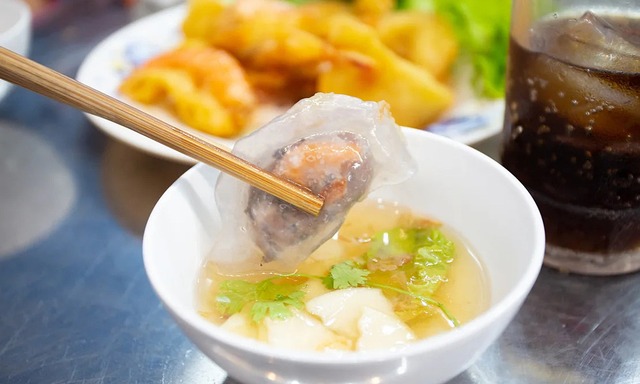 CNN vinh danh những món bánh ngon nhất thế giới, trong đó có 1 món đặc sản của miền Trung, du khách chỉ cần nếm thử là "nghiện" - Ảnh 1. CNN vinh danh những món bánh ngon nhất thế giới, trong đó có 1 món đặc sản của miền Trung, du khách chỉ cần nếm thử là "nghiện" - Ảnh 1.