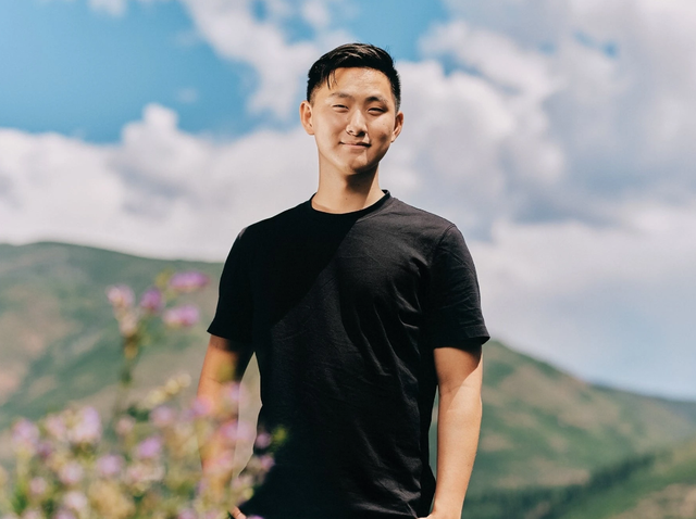 Chân dung tỷ phú tự thân trẻ nhất thế giới khi chỉ mới 25 tuổi: Năm nhất bỏ đại học để khởi nghiệp, 5 năm sau khiến cả thung lũng Silicon phải ghi nhớ tên mình- Ảnh 2. Chân dung tỷ phú tự thân trẻ nhất thế giới khi chỉ mới 25 tuổi: Năm nhất bỏ đại học để khởi nghiệp, 5 năm sau khiến cả thung lũng Silicon phải ghi nhớ tên mình- Ảnh 2.