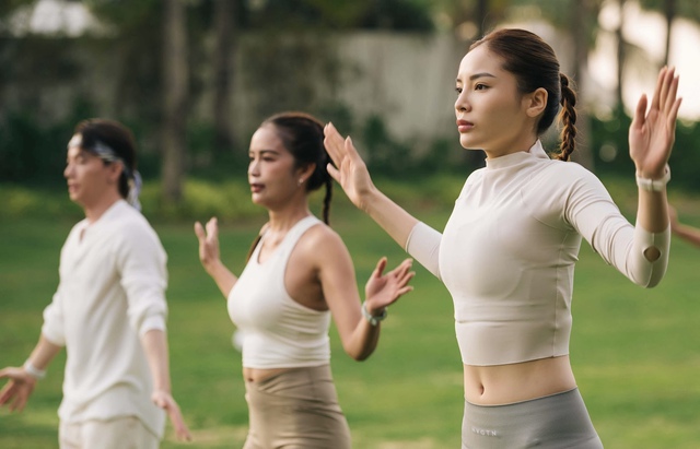 Làm sao để ‘trở thành phiên bản tốt hơn’? Hoa hậu Kỳ Duyên, HLV sức khoẻ tiết lộ bí quyết- Ảnh 5. Làm sao để ‘trở thành phiên bản tốt hơn’? Hoa hậu Kỳ Duyên, HLV sức khoẻ tiết lộ bí quyết- Ảnh 5.